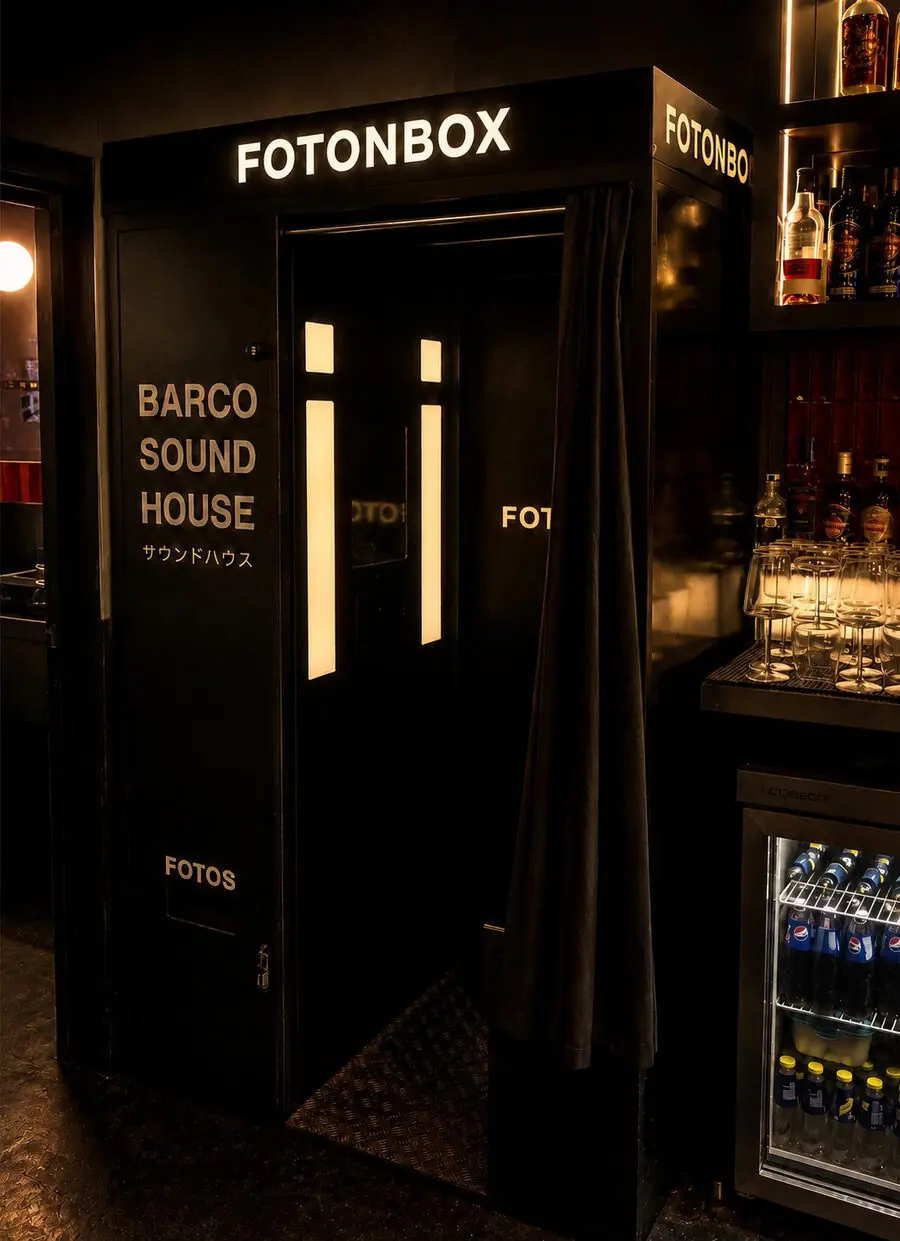 Fotomatón Fotonbox instalado en Barco Sound House, Madrid